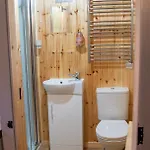 Carlingford Glamping Hut