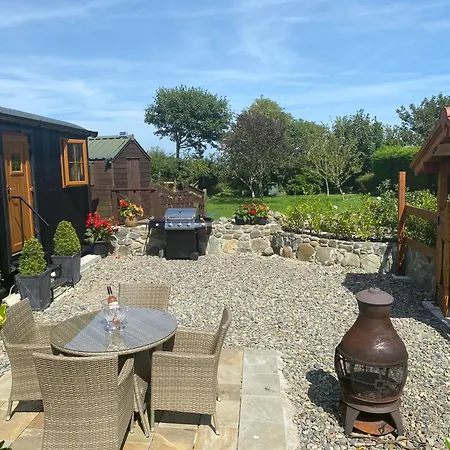 Carlingford Glamping Hut Apartman